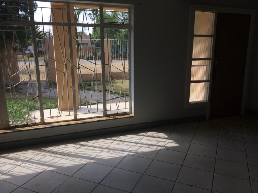  Bedroom Property for Sale in Bloemhof North West